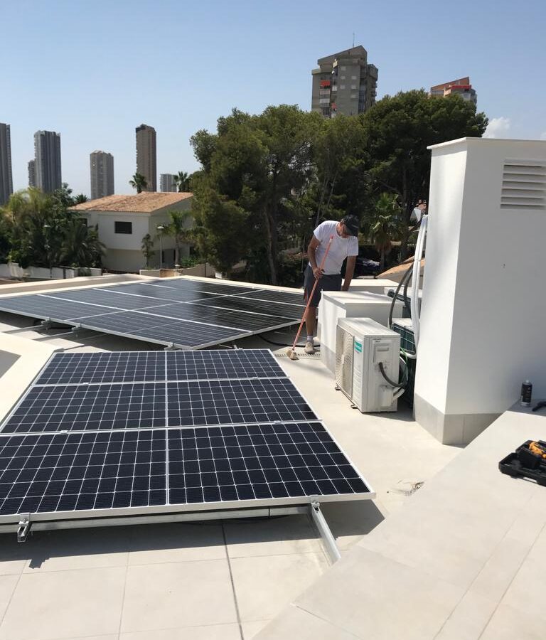 La Zenia 24 panels of 450 watts on a covered courtyard of a house